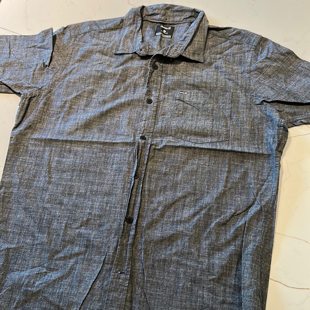 Hurley men’s button down shirt